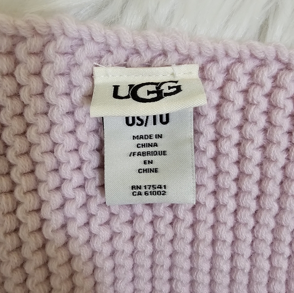 New UGG Fringe Trim Knit Scarf And Faux Fur Earmuffs Set - Picture 8 of 12